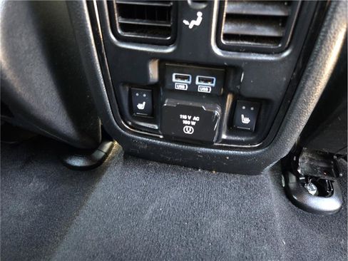Used 2020 Dodge Durango GT RWD image 33