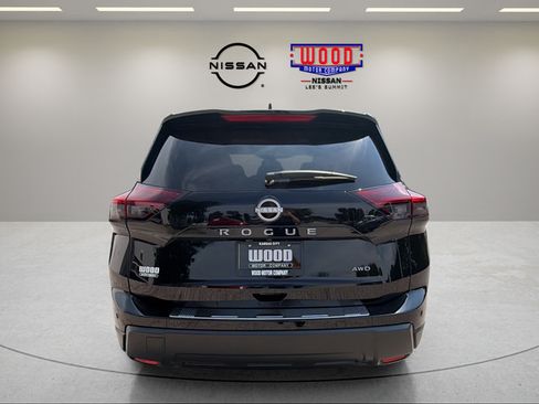 Certified 2026 Nissan Rogue SV w/ Cold Weather Package AWD/4WD image 3