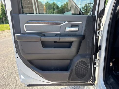 Used 2021 RAM 2500 Big Horn w/ Level 1 Equipment Group AWD/4WD image 22