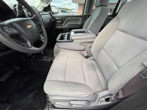 Used 2017 Chevrolet Silverado 1500 W/T w/ Trailering Package image 11