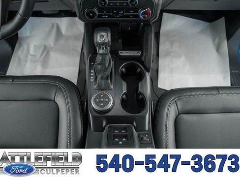 New 2025 Ford Bronco Badlands w/ Sasquatch Package image 32