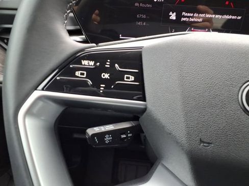 Used 2025 Audi Q5 Premium w/ Convenience Package AWD/4WD image 20