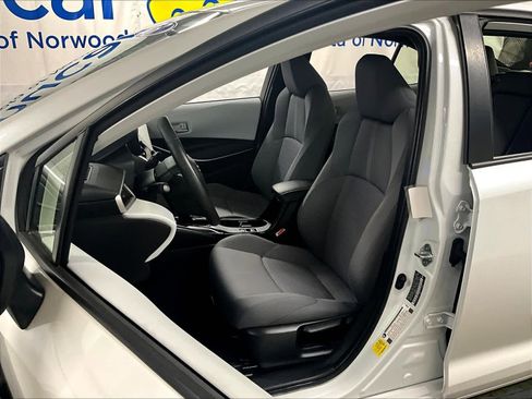 Used 2023 Toyota Corolla SE w/ Carpet Mat Package (TMS) image 10