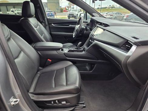 Used 2024 Cadillac XT5 Premium Luxury AWD/4WD image 17