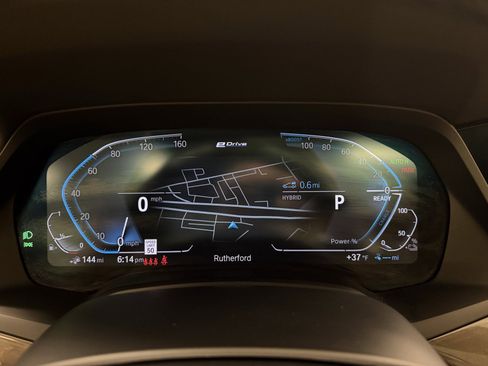 Used 2022 BMW X5 xDrive45e w/ M Sport Package image 16