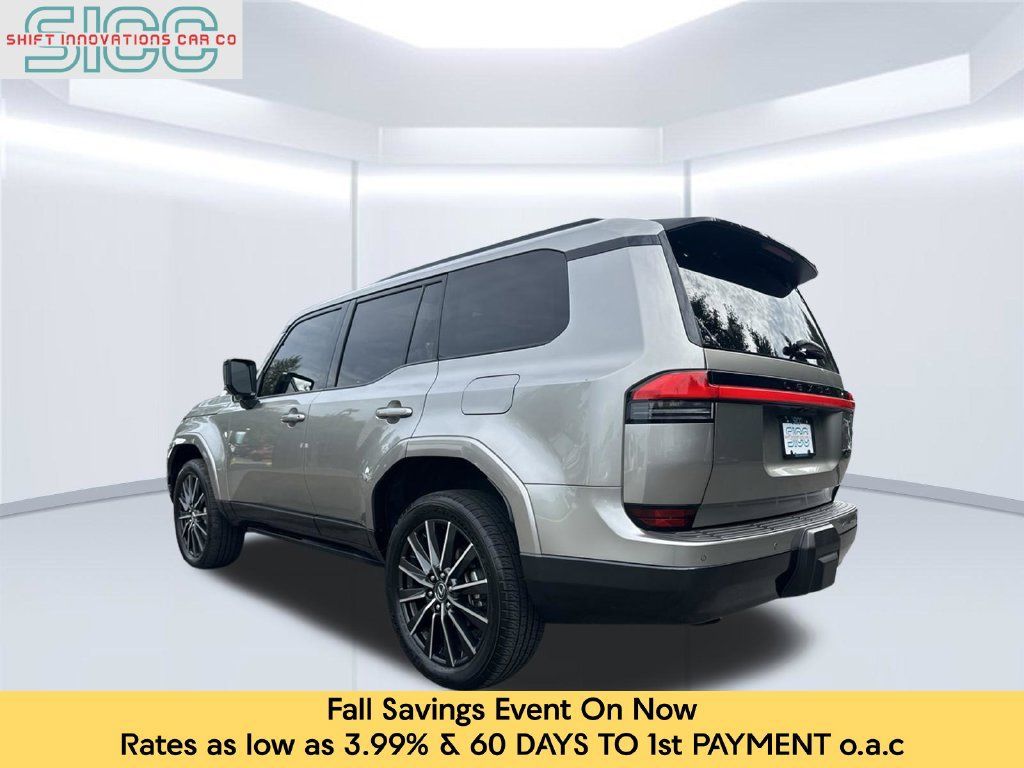 Used 2024 Lexus GX 550 w/ Accessory Package (31) AWD/4WD image 4