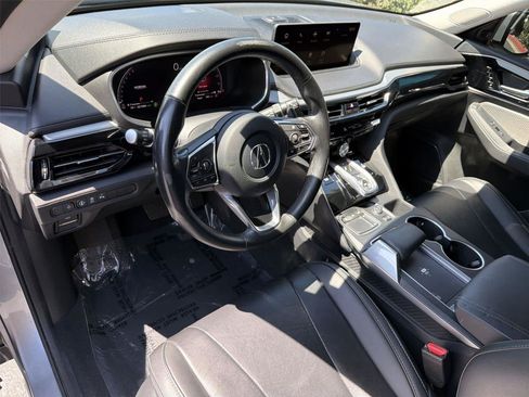 Certified 2023 Acura MDX FWD w/ Technology Package image 2