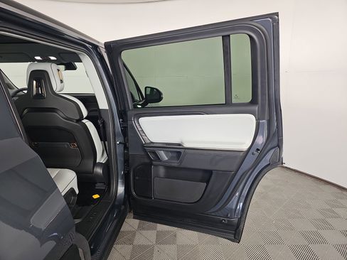 Used 2024 Rivian R1S Adventure image 19