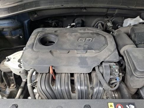 Used 2019 Hyundai Santa Fe AWD image 30