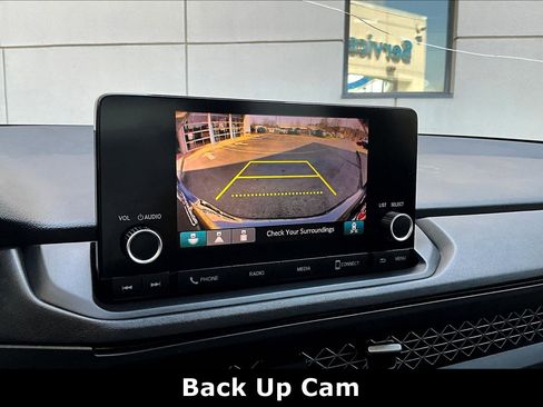 Used 2023 Honda Accord EX image 13