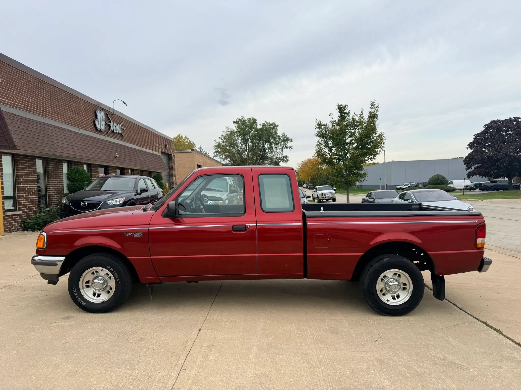 Used 1997 Ford Ranger Splash RWD image 7