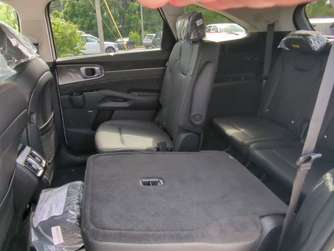 New 2026 Kia Sorento SX image 12