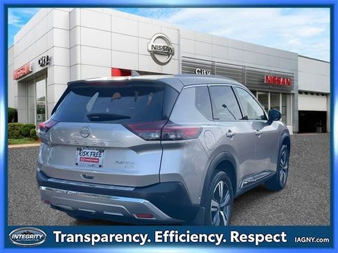 Certified 2023 Nissan Rogue Platinum w/ Platinum Premium Package image 6