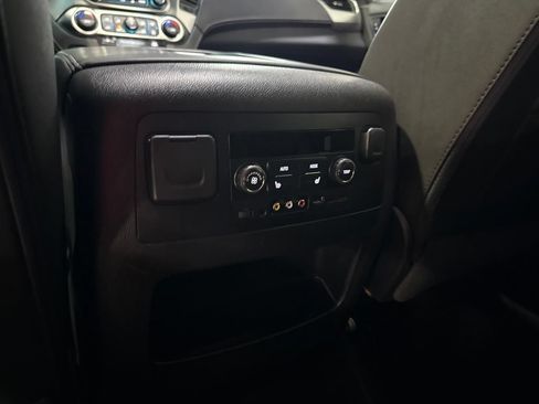 Used 2016 Chevrolet Suburban LT AWD/4WD image 35