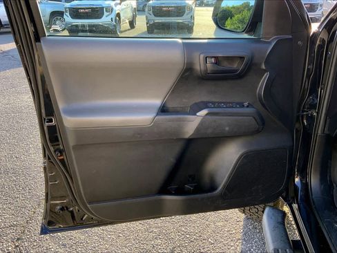 Used 2021 Toyota Tacoma SR w/ SR Convenience Package RWD image 21