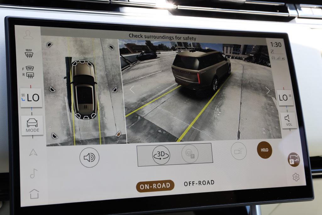 New 2026 Land Rover Range Rover SE AWD/4WD image 31