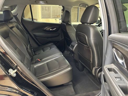 Used 2024 GMC Terrain SLT AWD/4WD image 23