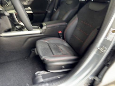 New 2025 Mercedes-Benz GLA 250 image 12