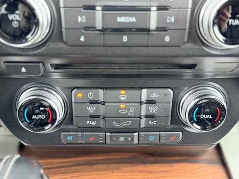 Used 2015 Ford F150 Lariat w/ Equipment Group 502A Luxury image 21