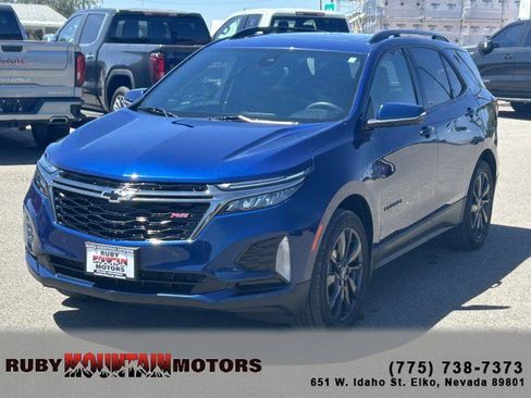 Used 2023 Chevrolet Equinox RS image 3