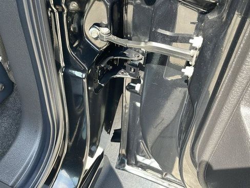 Used 2010 Ford F150 Raptor AWD/4WD image 40