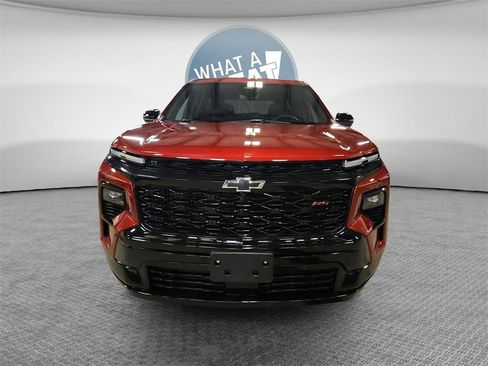 Certified 2024 Chevrolet Traverse RS w/ LPO, Floor Liner Package image 9