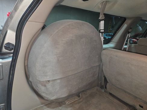 Used 2004 Ford Excursion Limited image 68