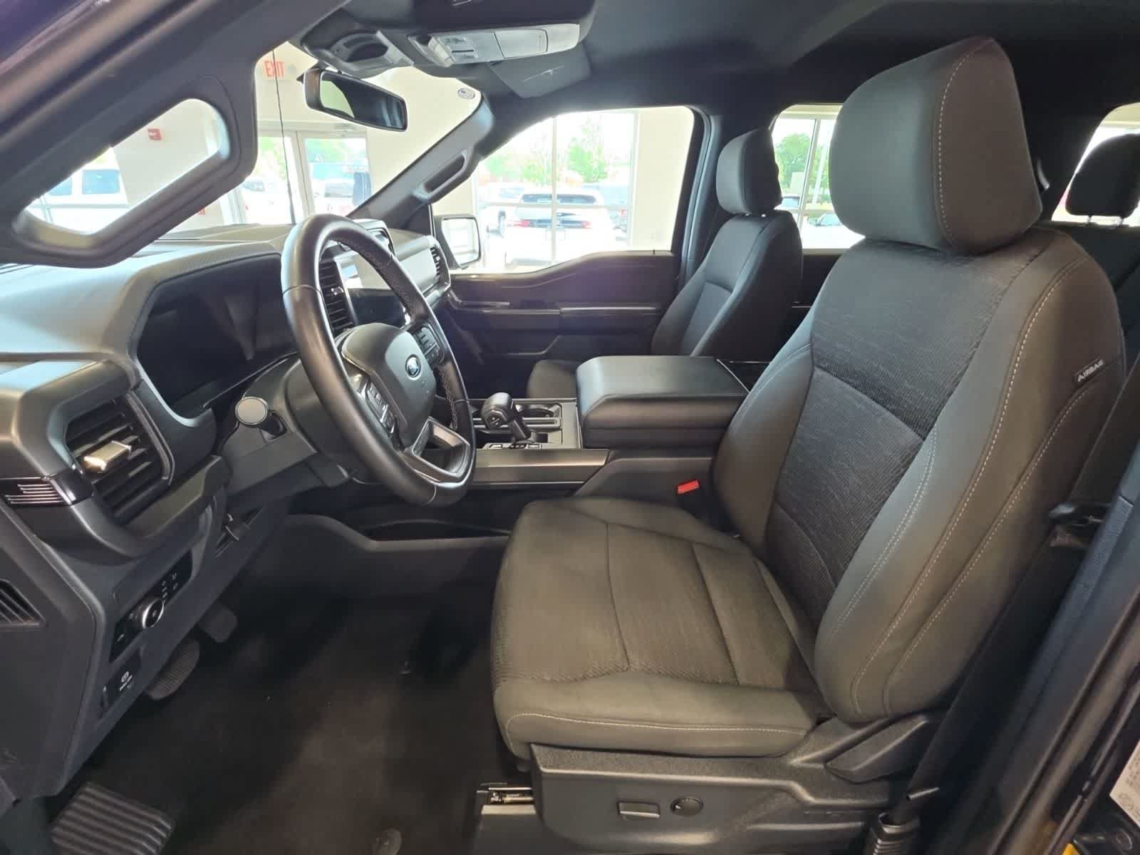 Used 2024 Ford F150 XLT w/ XLT Black Appearance Package AWD/4WD image 18