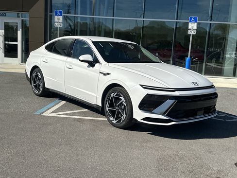 New 2026 Hyundai Sonata SEL image 4