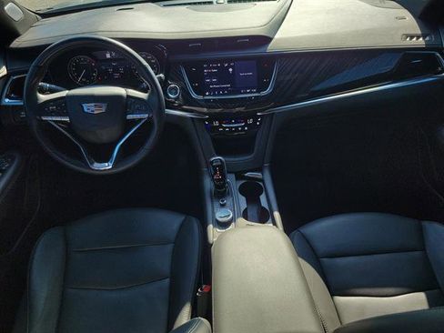 Certified 2023 Cadillac XT6 Premium Luxury image 38