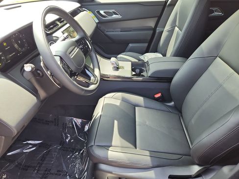 Used 2026 Land Rover Range Rover Velar S AWD/4WD image 23
