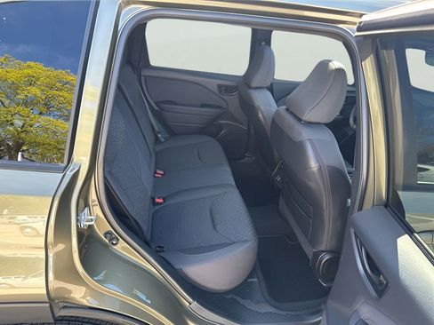 Used 2025 Subaru Forester Premium AWD/4WD image 20