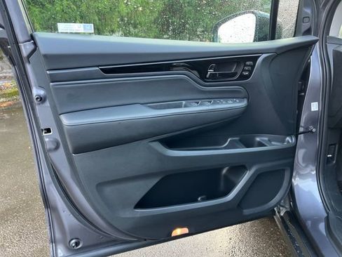 New 2026 Honda Odyssey Elite image 18