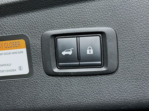 Used 2024 Mitsubishi Eclipse Cross SE AWD/4WD image 29