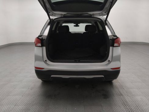 Used 2022 Chevrolet Equinox LT w/ Driver Convenience Package FWD image 29