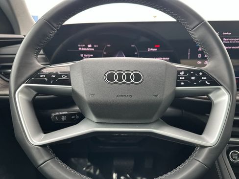 Used 2025 Audi Q5 Premium w/ Convenience Package AWD/4WD image 24
