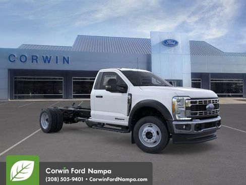 New 2025 Ford F550 4x4 Regular Cab Super Duty image 1