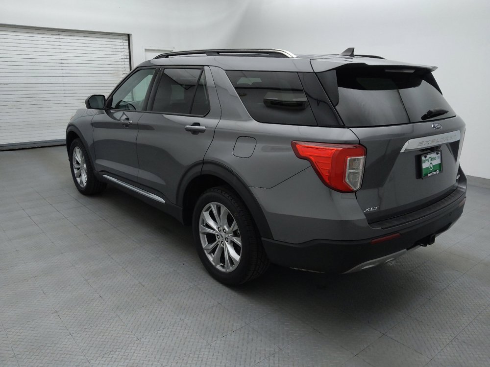 Used 2021 Ford Explorer XLT w/ Equipment Group 202A AWD/4WD image 5