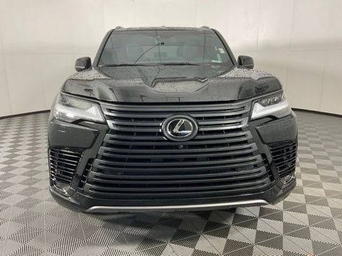 Used 2023 Lexus LX 600 4WD w/ Appearance Package image 2