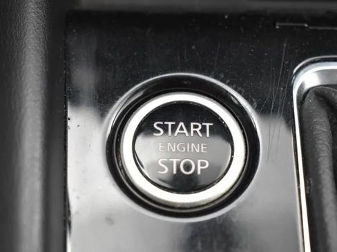 Used 2023 Nissan Kicks SV image 28