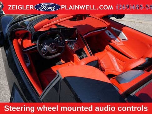 Used 2024 Chevrolet Corvette Stingray Premium Conv w/ Z51 Performance Package RWD image 10
