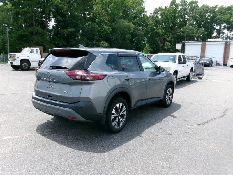 Used 2023 Nissan Rogue SV FWD image 6