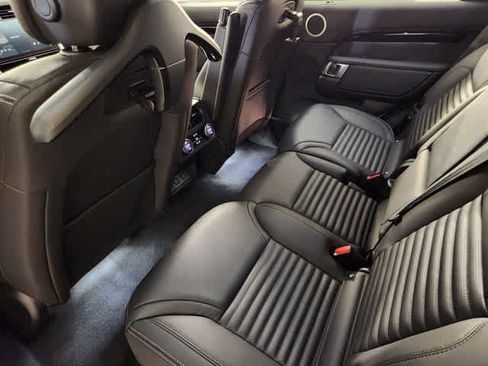 New 2026 Land Rover Discovery S AWD/4WD image 28