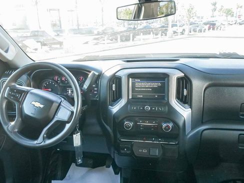 Used 2021 Chevrolet Silverado 2500 W/T w/ WT Convenience Package image 12