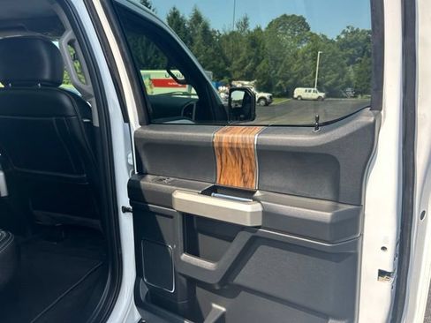 Used 2020 Ford F150 Lariat AWD/4WD image 23