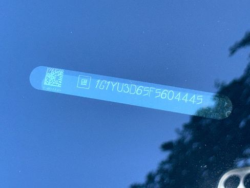 Used 2015 Chevrolet Corvette Z06 w/ 3LZ Preferred Equipment Group image 22