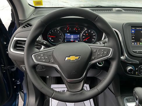 Used 2023 Chevrolet Equinox LT image 14