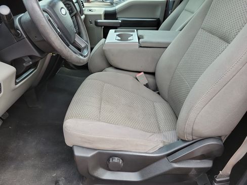 Used 2019 Ford F250 XLT w/ Snow Plow Prep Package AWD/4WD image 9