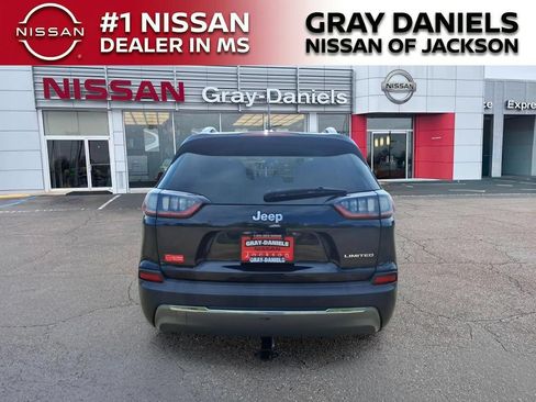 Used 2020 Jeep Cherokee Limited FWD image 6