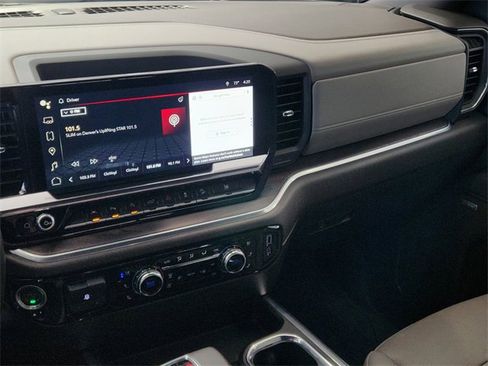 Used 2022 GMC Sierra 1500 SLT image 20